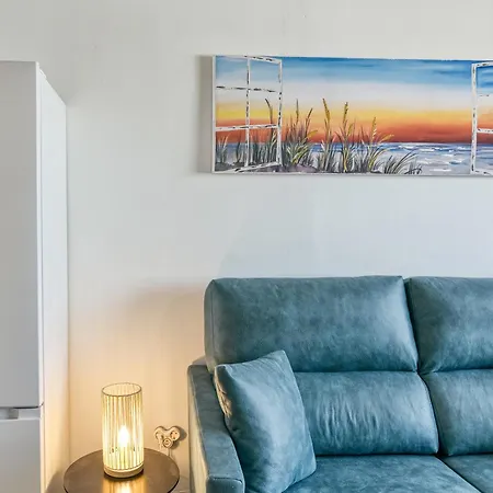 Edificio Sant Lluis Apartment Empuriabrava